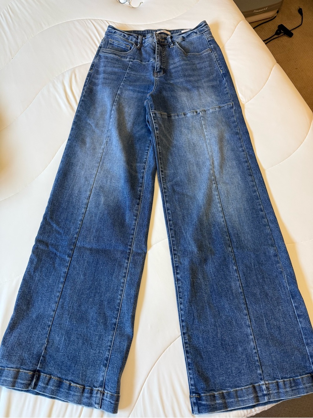 Women's Blue Wide Leg Jeans - Flare Denim - Picture 2 of 3